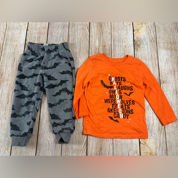 Cat & Jack Halloween Toddler Outfit Bats Matching Shirt & Sweatpants - Picture 1 of 5